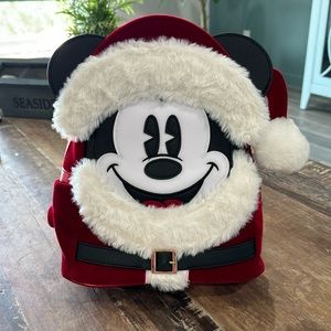 Like New Santa Mickey Loungefly